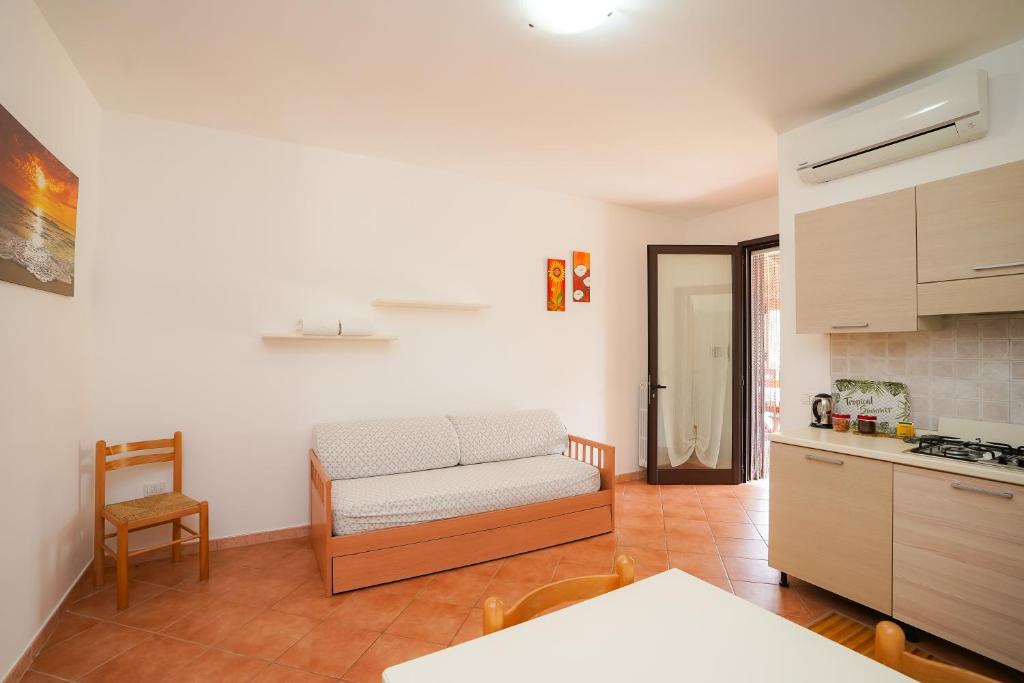 A kitchen or kitchenette at Casa Vacanza Russo Fernando