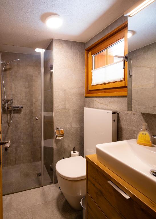 Ένα μπάνιο στο Ferienhaus Wisli