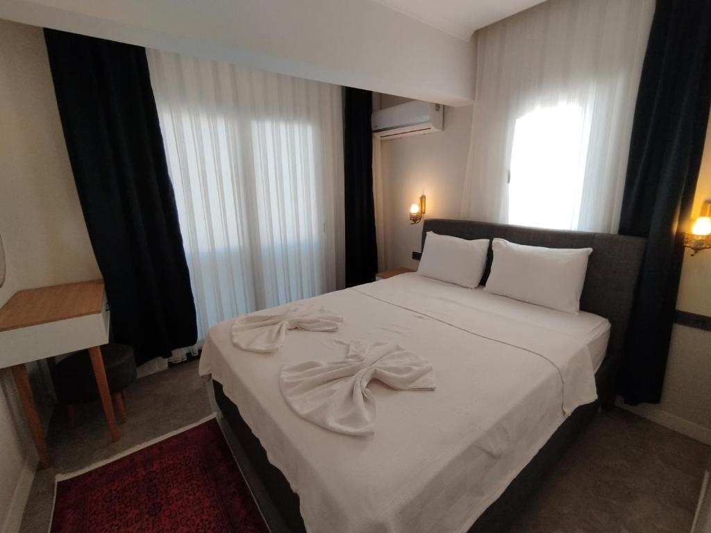 Duygu Apart spellbinding sea views - Appartement Met Uitzicht En Balkon