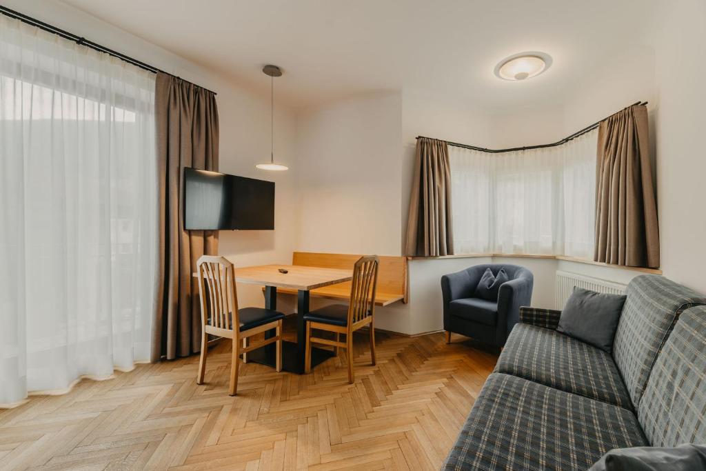 Posezení v ubytování Hotel Garni Planaces
