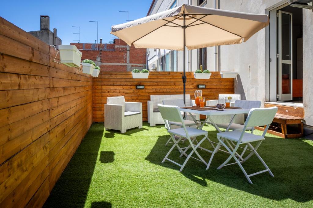 A patio or other outdoor area at Max Apartment