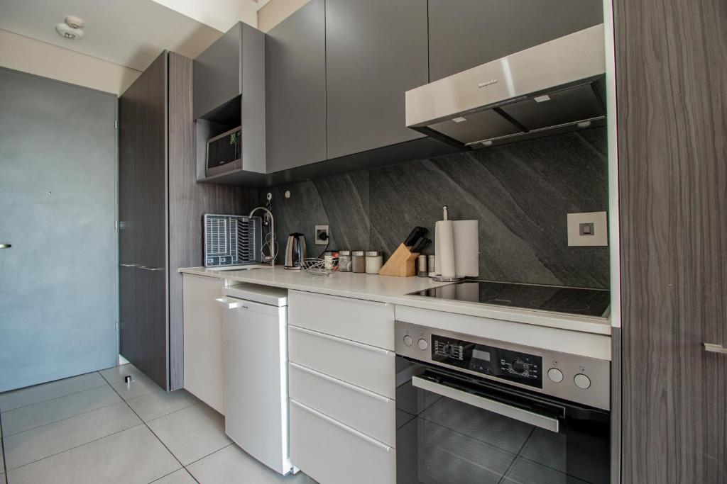 301 Menlyn Maine Trilogy Apartment - 1ベッドルームのアパート