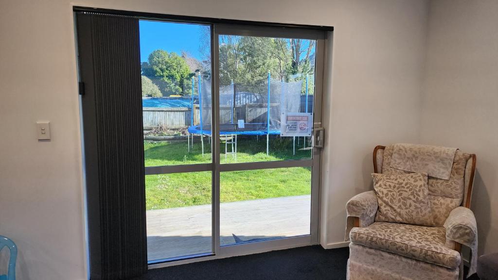 OakTree Entire Holiday Home, Sleeps 8 to12 - Resim 24