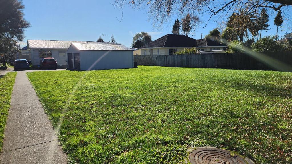 OakTree Entire Holiday Home, Sleeps 8 to12 - Resim 40