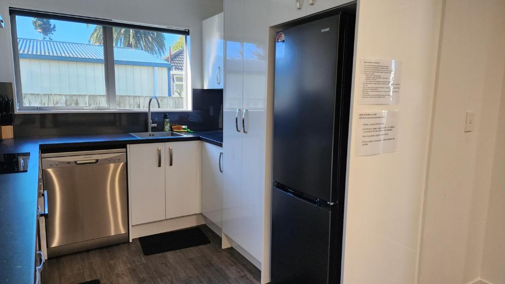 OakTree Entire Holiday Home, Sleeps 8 to12 - Resim 41