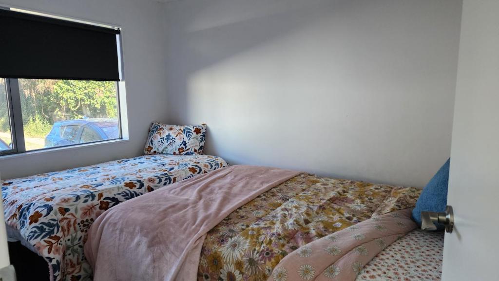 OakTree Entire Holiday Home, Sleeps 8 to12 - Resim 45