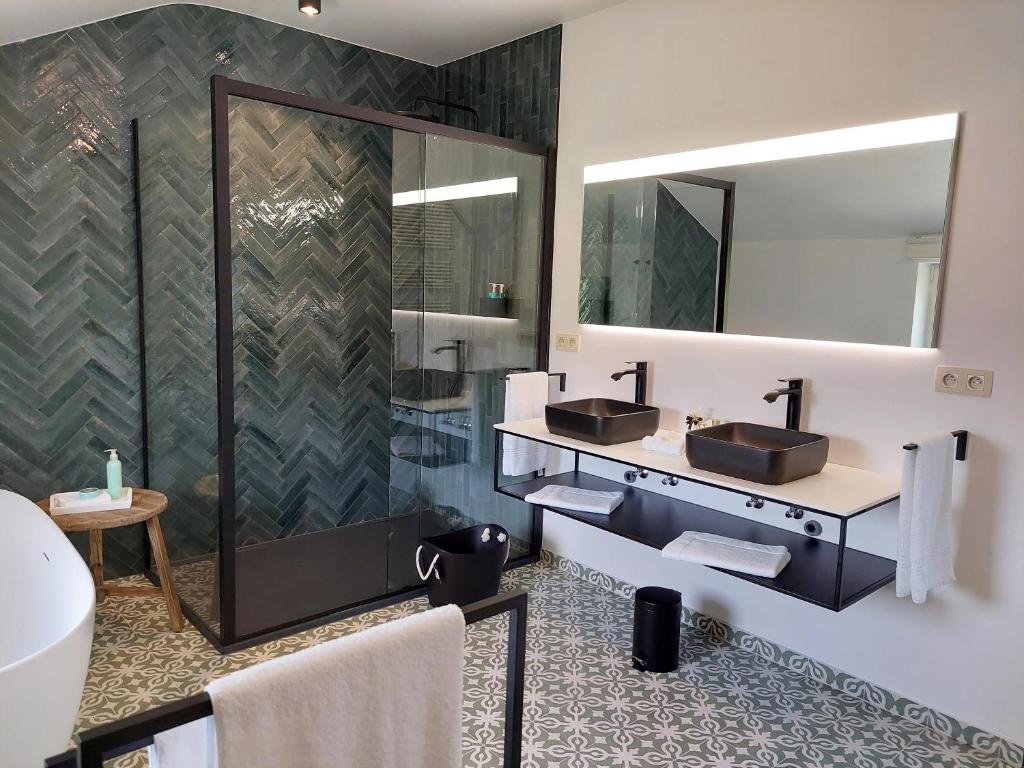 Koupelna v ubytování Cha Cha de Loup Luxe B&B - Vakantiewoning