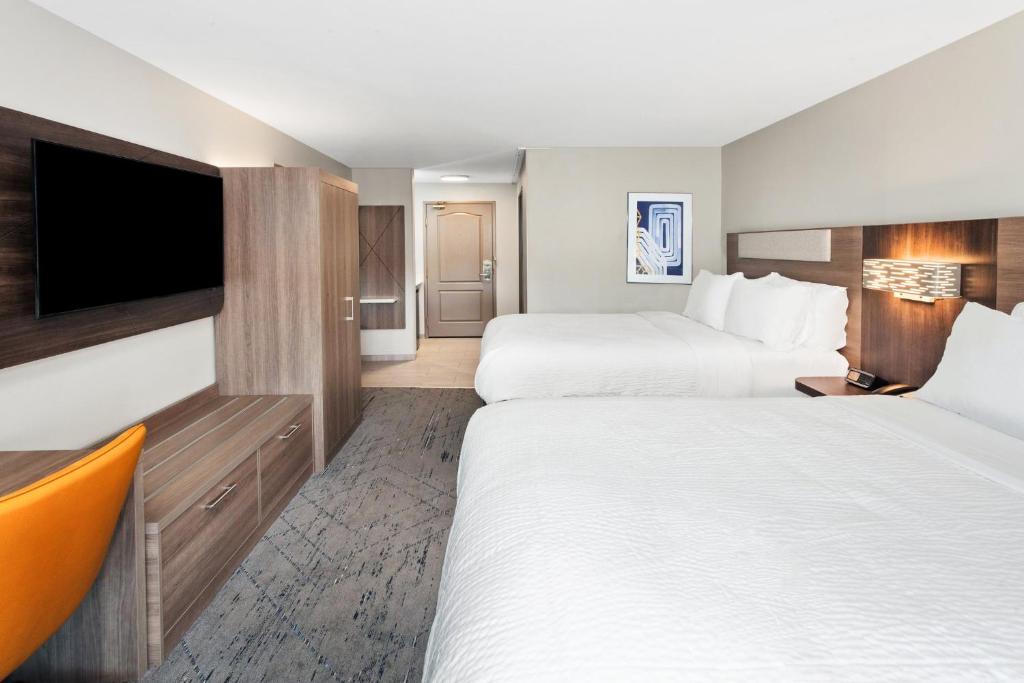 Holiday Inn Express & Suites Port Washington by IHG photo