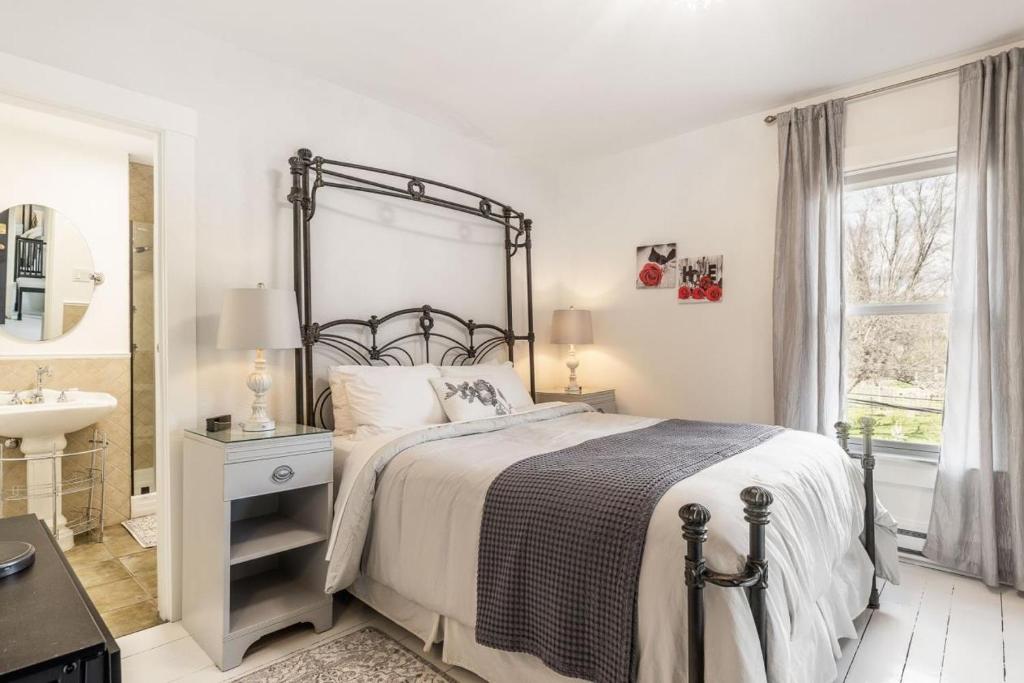 Postel nebo postele na pokoji v ubytování B&B Hillhouse