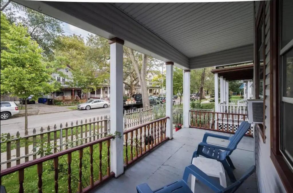 Gallery image of Expansive Charm in Every Corner 7 bedroom in Cleveland