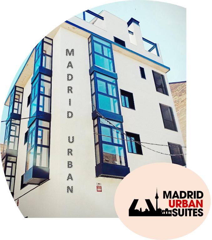 APARTAHOTEL MADRID URBAN SUITES - EDIFICIO EXCLUSIVO- 7 Apartments Boutique Full Equiped - Housity