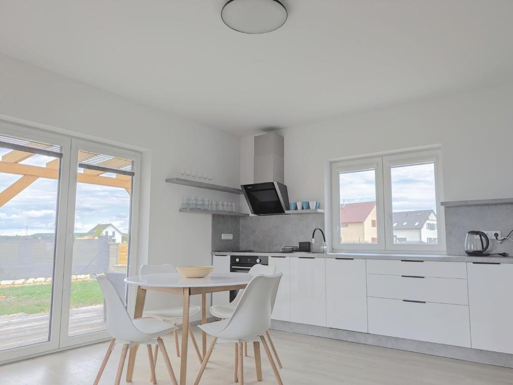Kuchyň nebo kuchyňský kout v ubytování Apartman Amanda - Ohrada