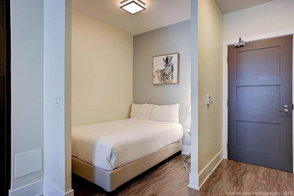 Skyline Suites - Walk to MTCC, ACC, Rogers Centre & Entertainment District - Resim 33