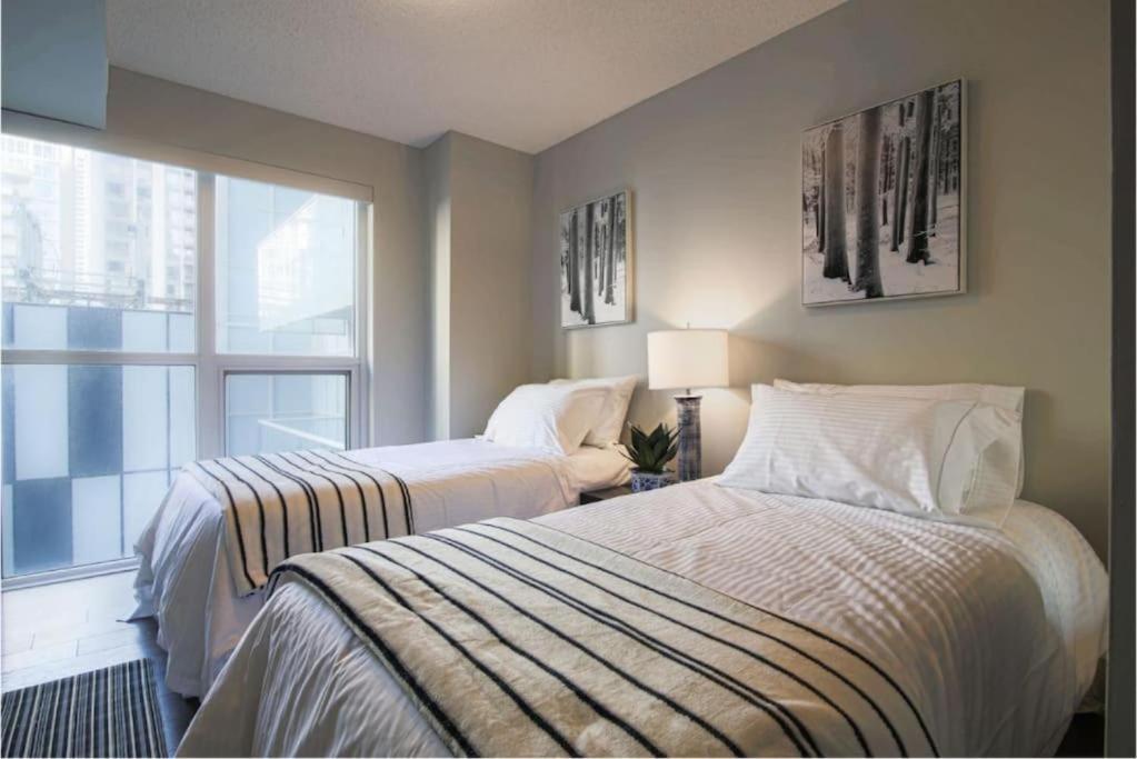 Skyline Suites - Walk to MTCC, ACC, Rogers Centre & Entertainment District - Resim 18