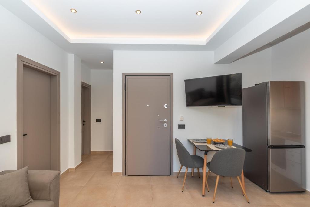 TV a/nebo společenská místnost v ubytování Zante Center Suite B