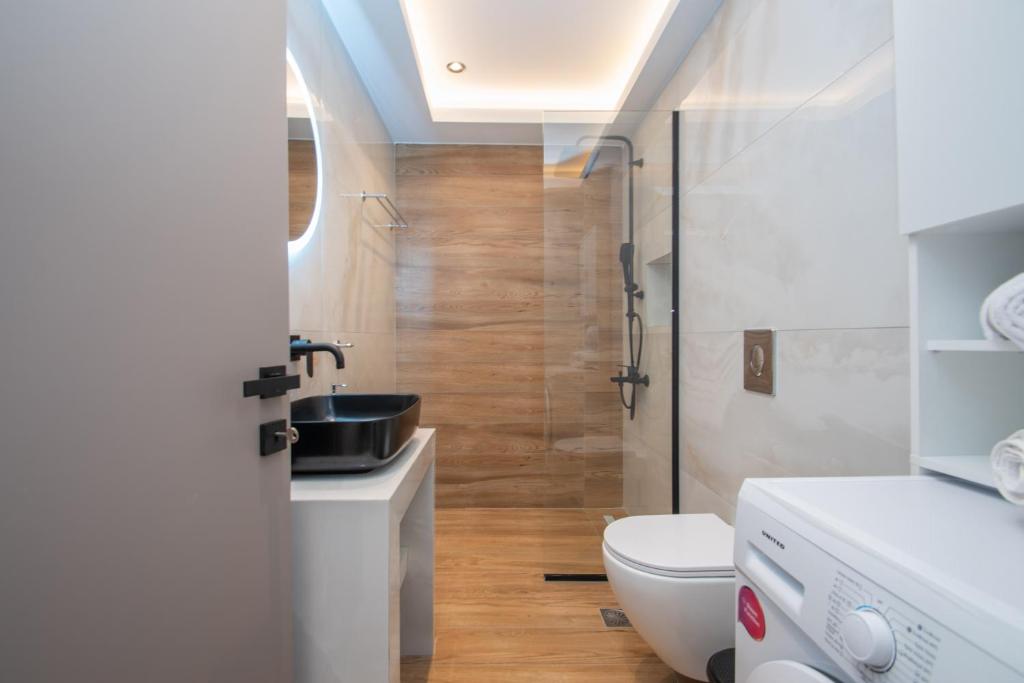Koupelna v ubytování Zante Center Suite B