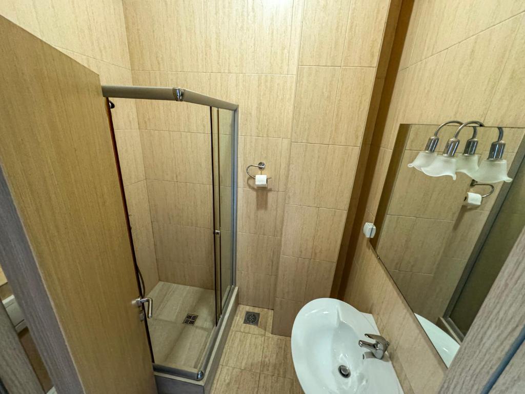 Koupelna v ubytování Biser Apartmani