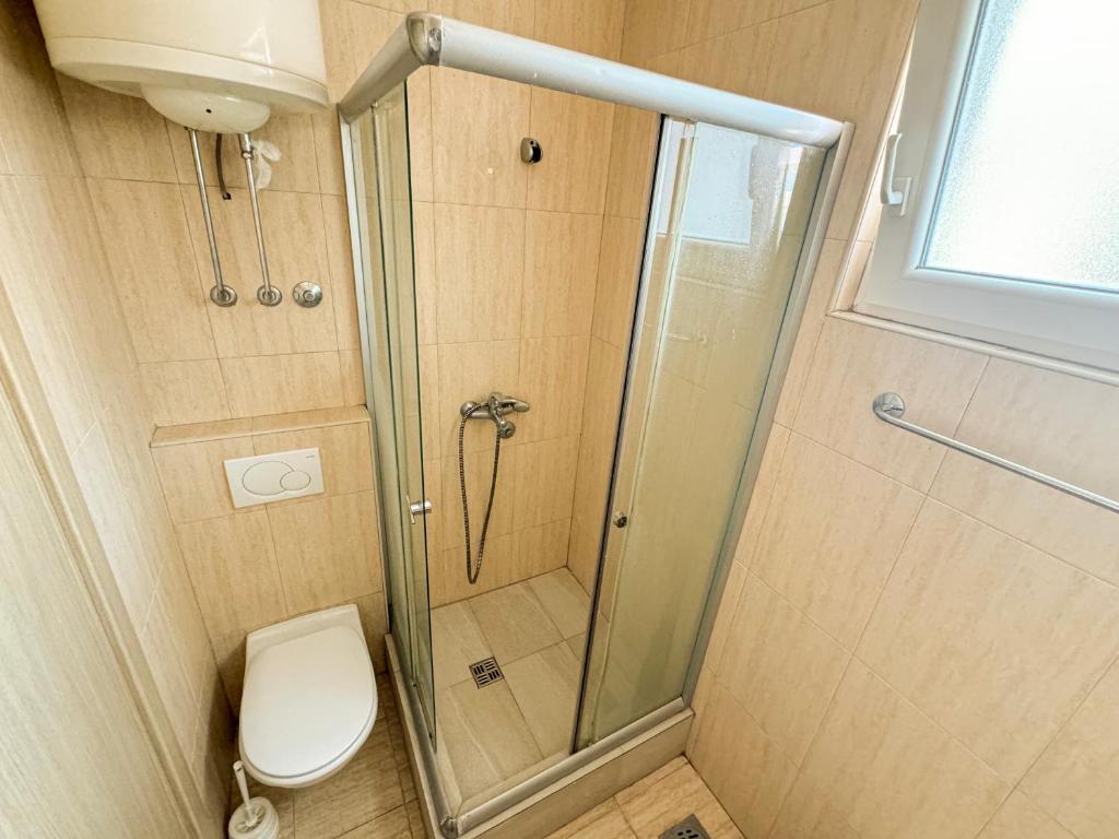 Koupelna v ubytování Biser Apartmani