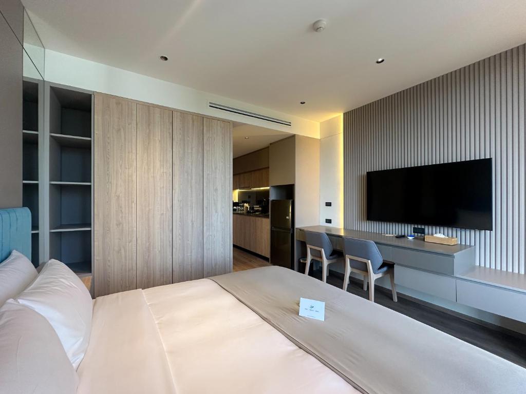 La Green Hotel and Residence - 9