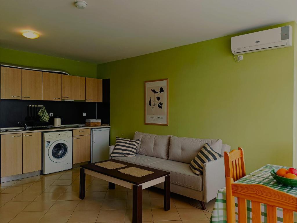 Suitetrails - Apartment Amelia Grand Kamelia