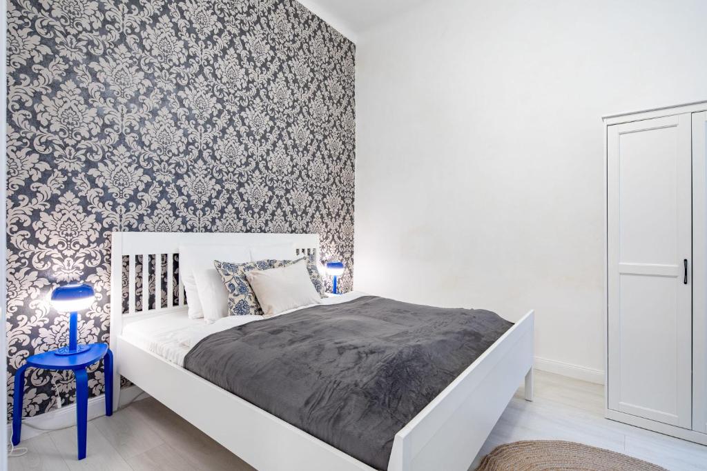 Central - Stylish - Spacious 1074 Budapest, Csengery utca 7 kép - 1