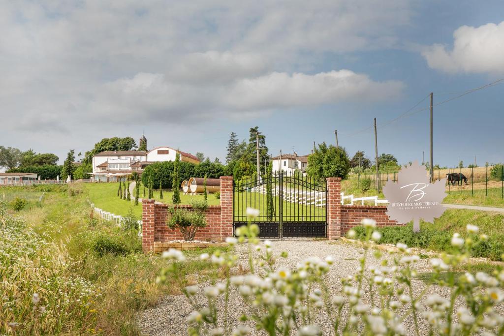 Zahrada ubytování BELVEDERE MONFERRATO Relais & Wellness