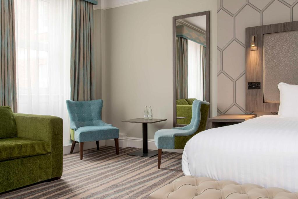 The Queen at Chester Hotel, BW Premier Collection - Quarto Duplo Superior Com Sofá -cama