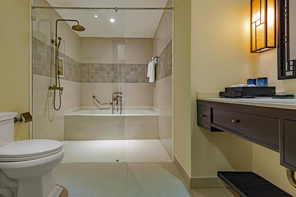 Family Suite with Balcony - Connecting Door
