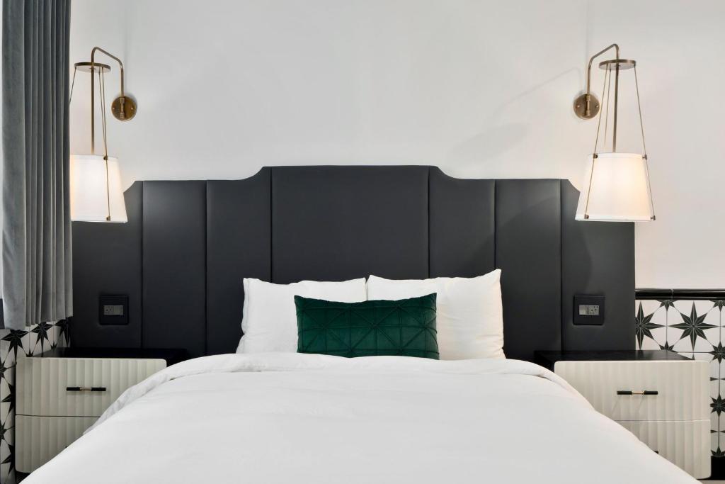 Casablanca Inn - Reine Handicap Deluxe