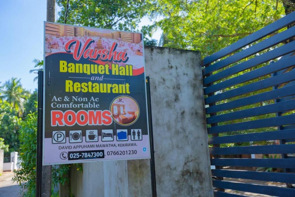Certifikát, hodnocení, plakát nebo jiný dokument vystavený v ubytování Hotel Varsha