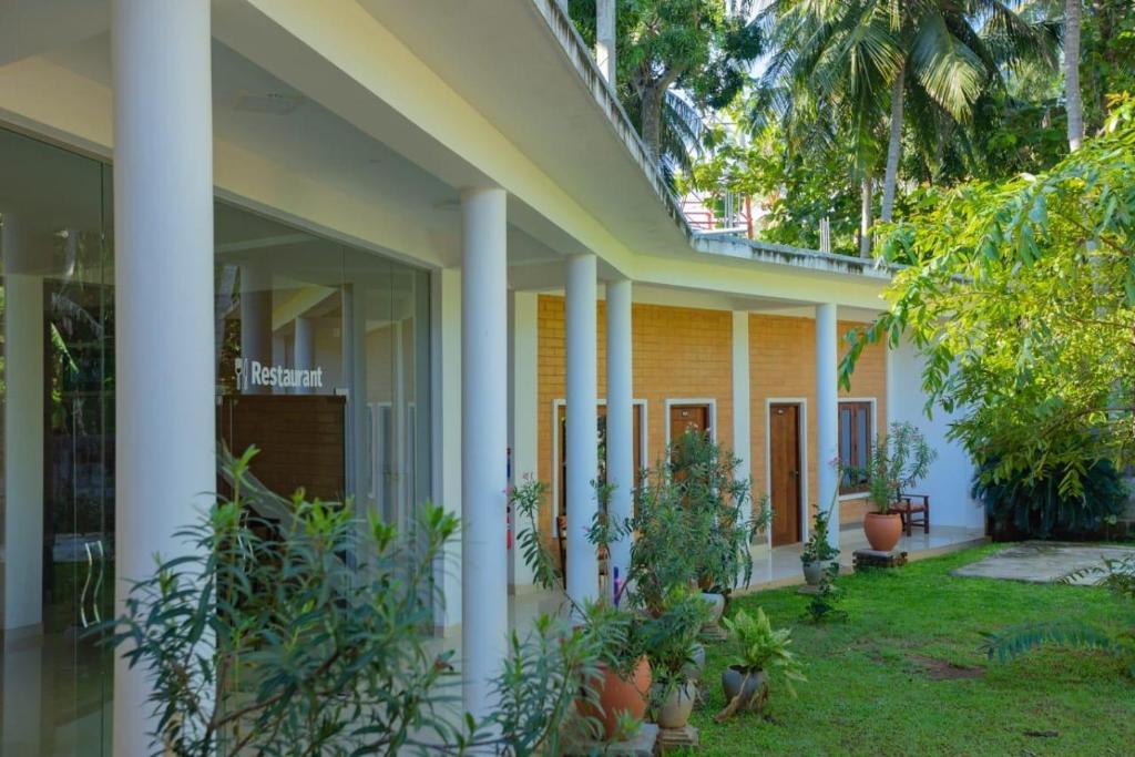Zahrada ubytování Hotel Varsha
