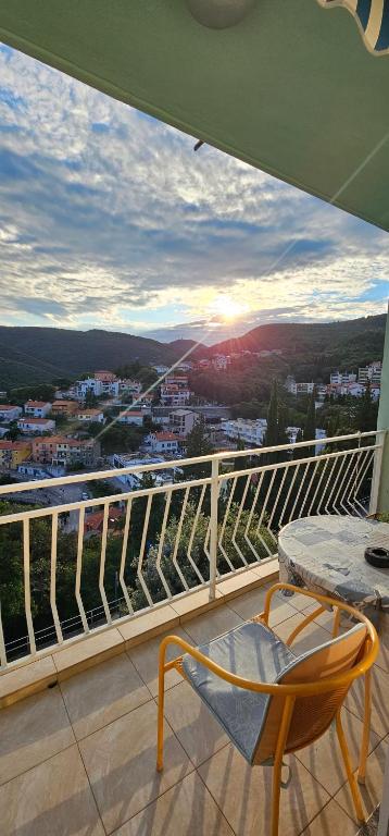 Balkón alebo terasa v ubytovaní Apartman Norma free parking