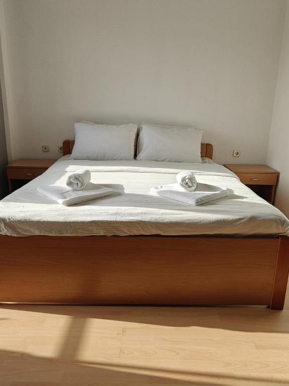 Postel nebo postele na pokoji v ubytování Hotel ARISTON