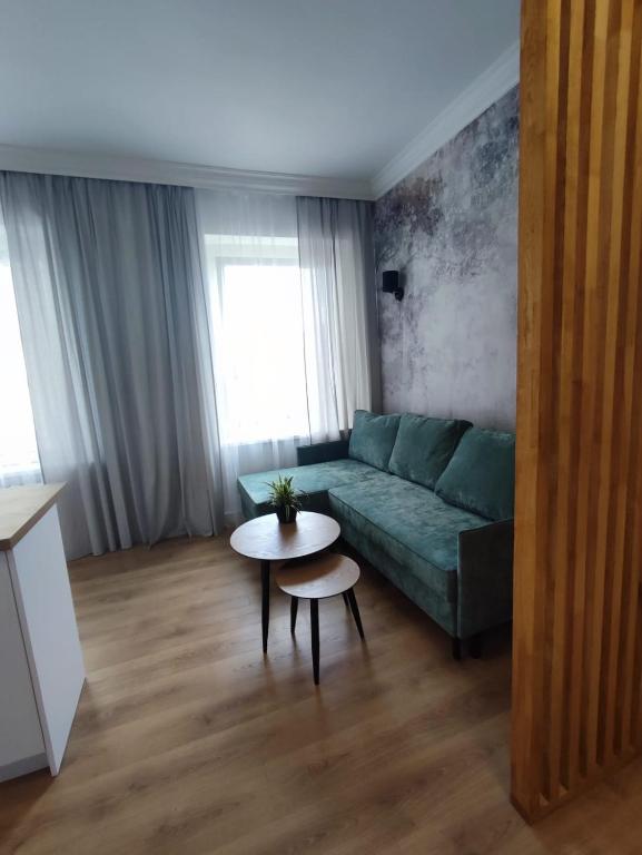 Plac Pilsudskiego - 5