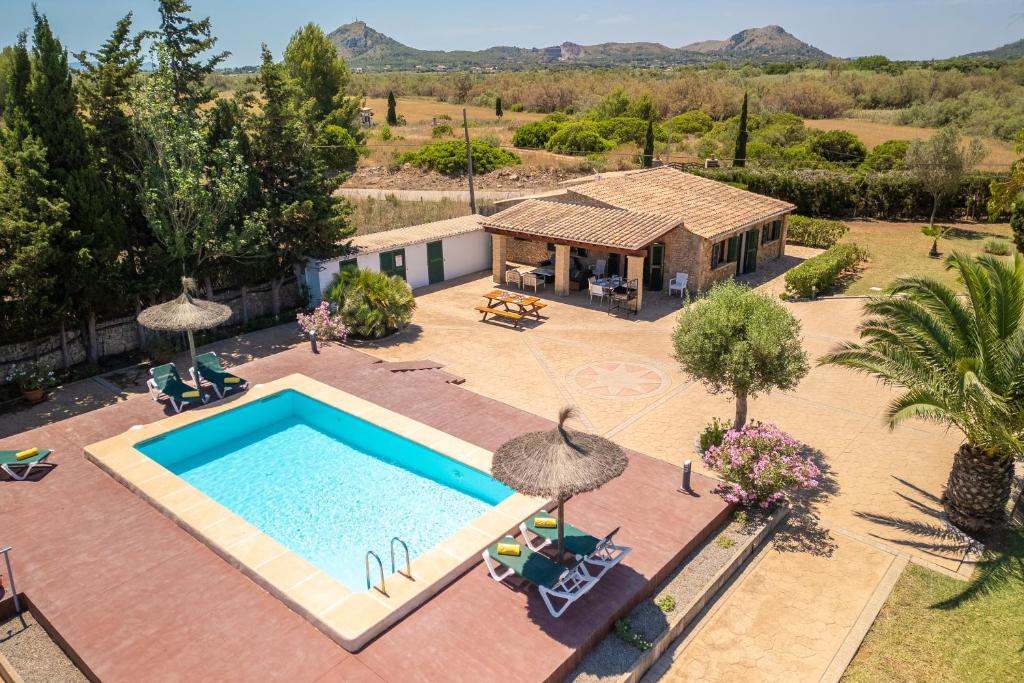 Bazén v ubytovaní Finca ROTES Pollensa by Mallorca Villa Selection alebo v jeho blízkosti