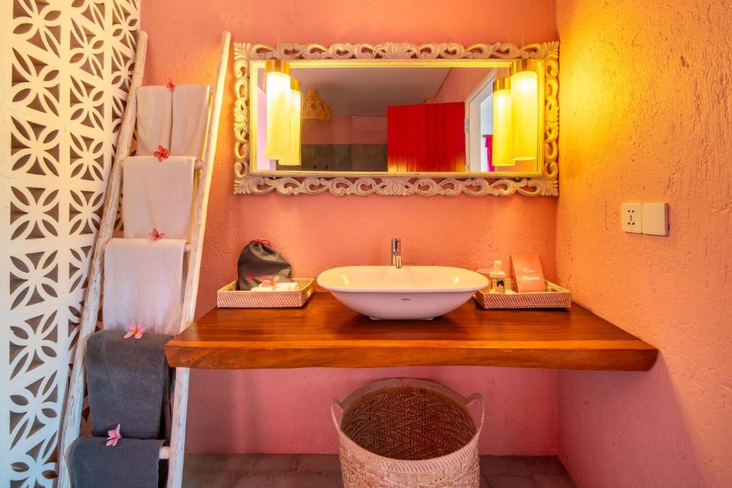 PinkPrivate Balangan - for Cool Adults Only - 6