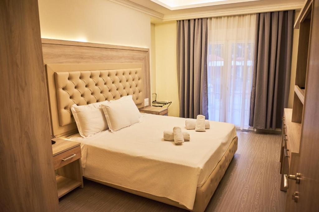 Famissi Eden Hotel - Resim 8