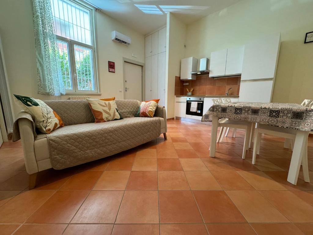 Η κουζίνα ή μικρή κουζίνα στο Rose Apartment