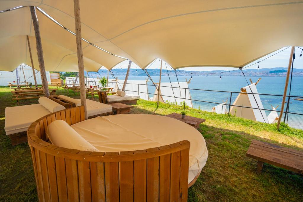 Příroda nedaleko luxury tent
