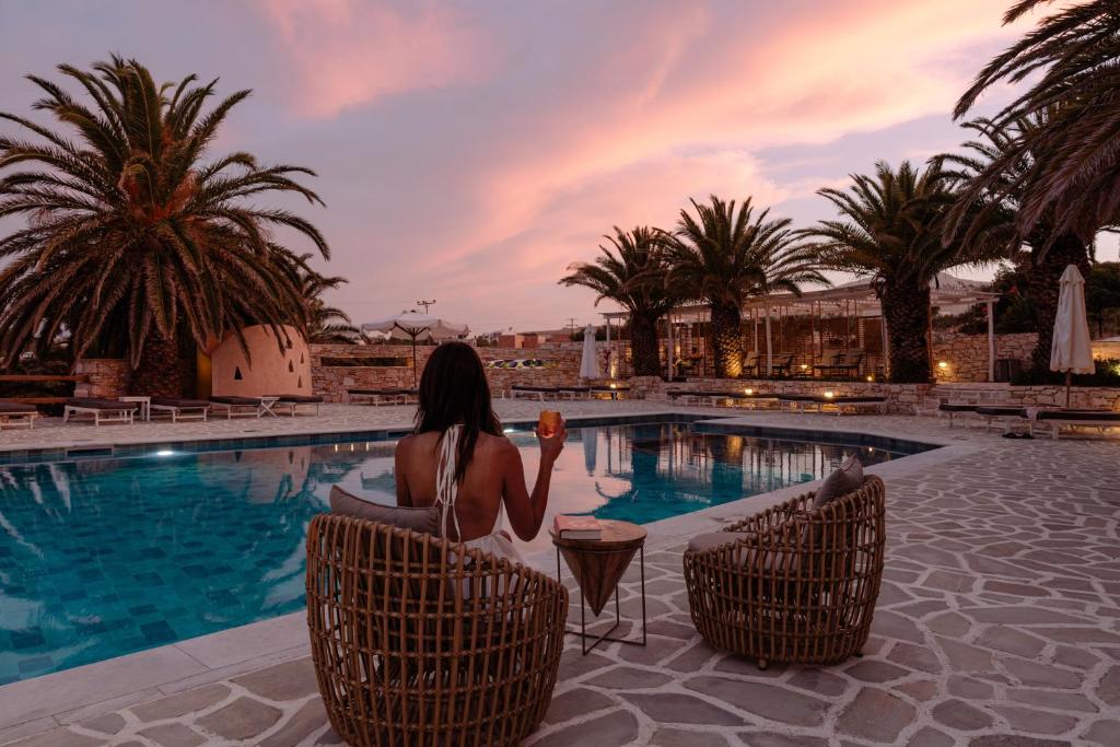 Piscina di Pnoi Hotel o nelle vicinanze