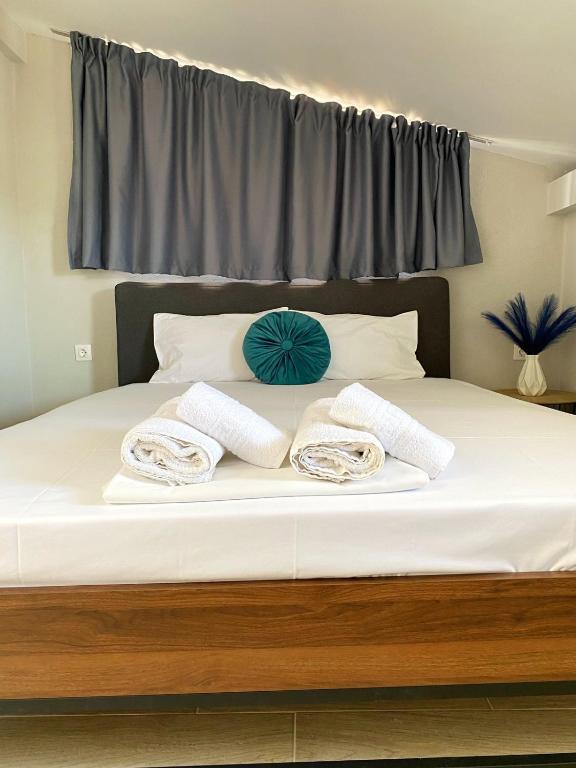 Delia Apartments, Pefkohori (updated prices 2024)