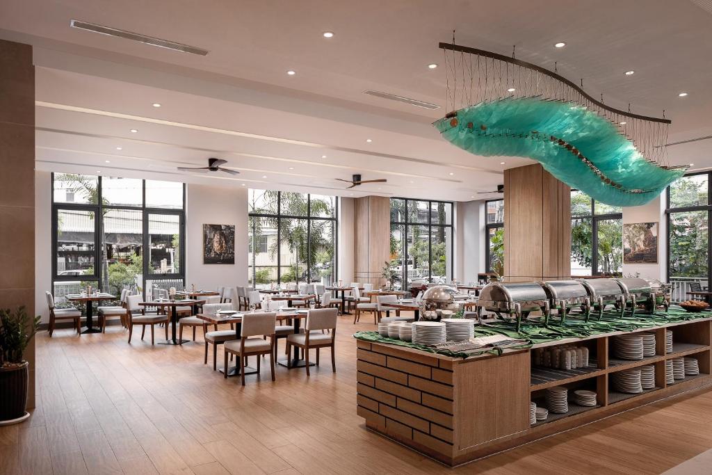RIVA Hotel SHV 4
