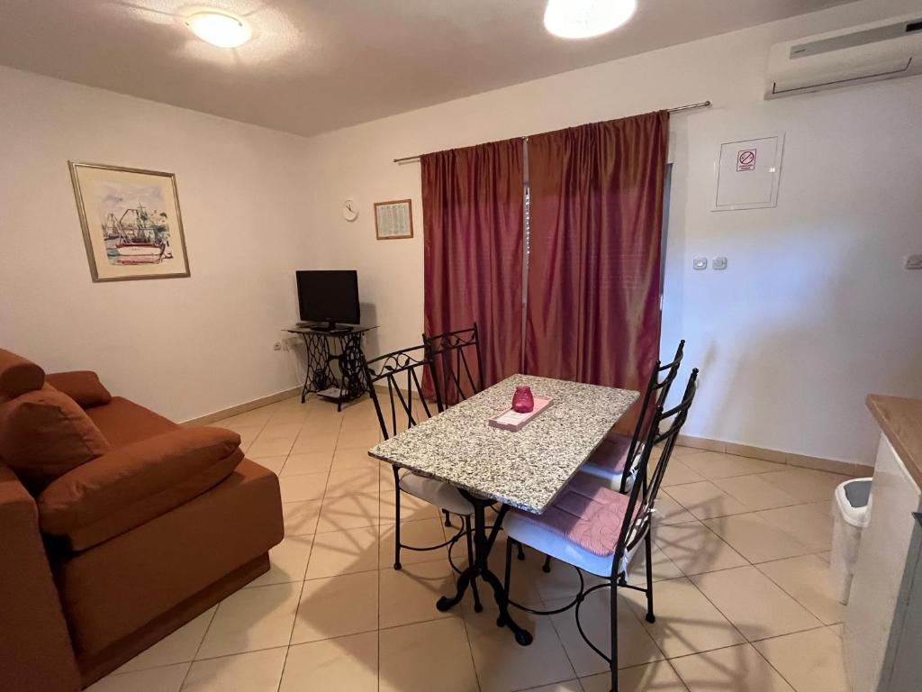 Posezení v ubytování Apartments Mais Tisno