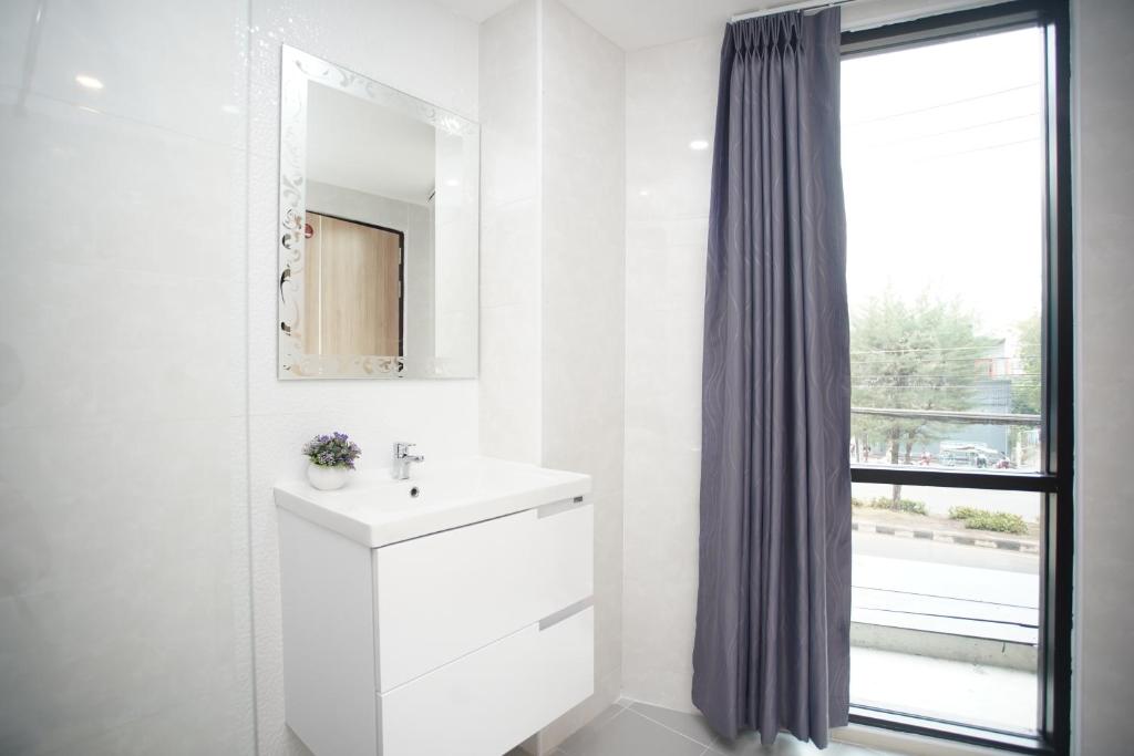 Tisa Hotel Udonthani - Resim 37