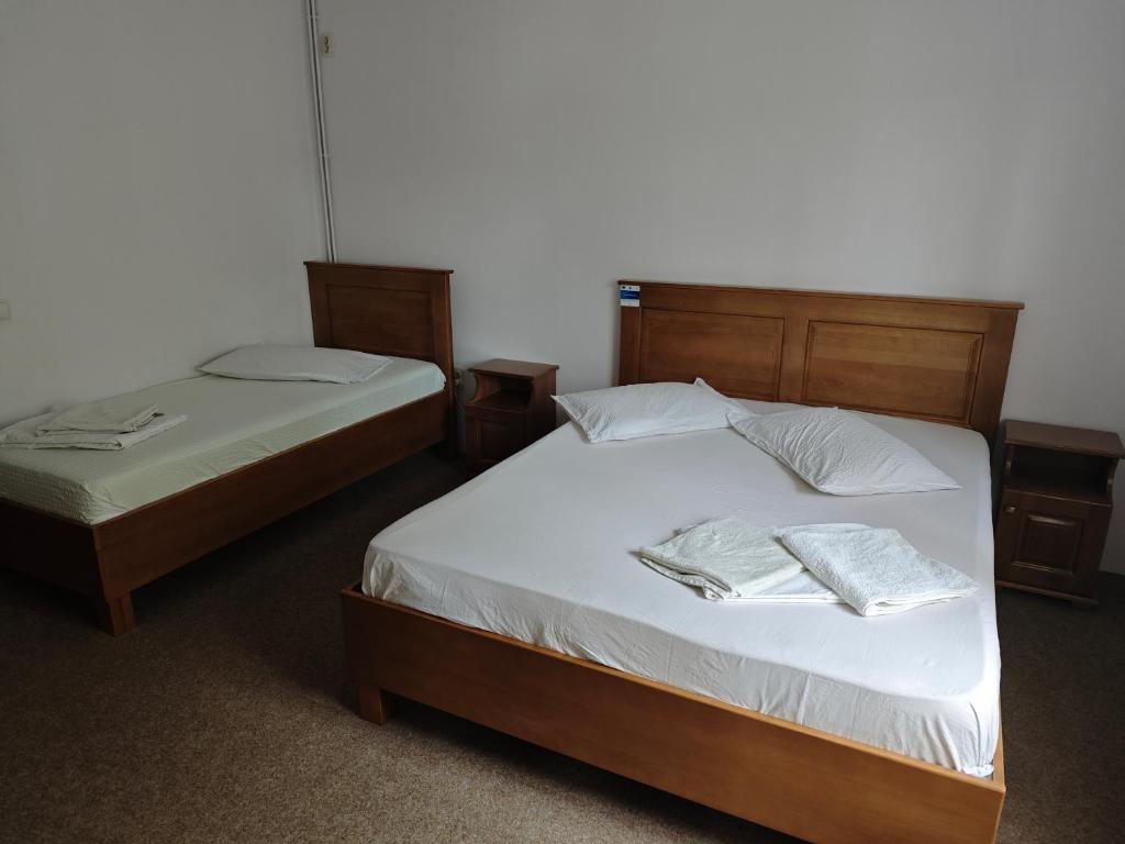 Motel AZUR KM36 - Camera Tripla Standard