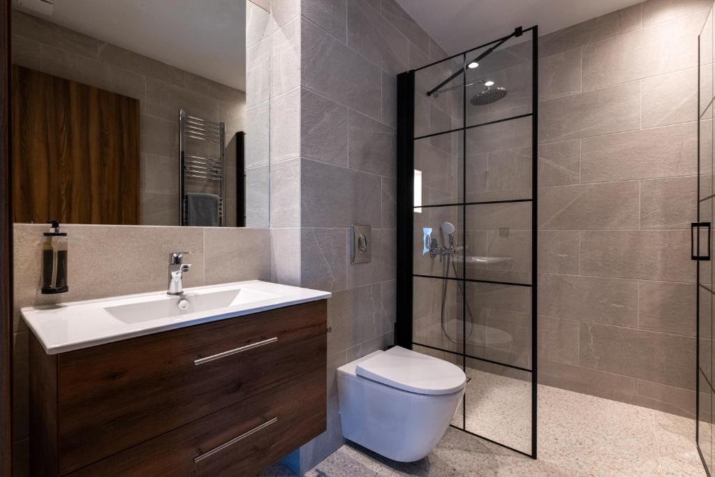 Evripidou 7 - Kalamata Mediterranean Suites - Resim 8