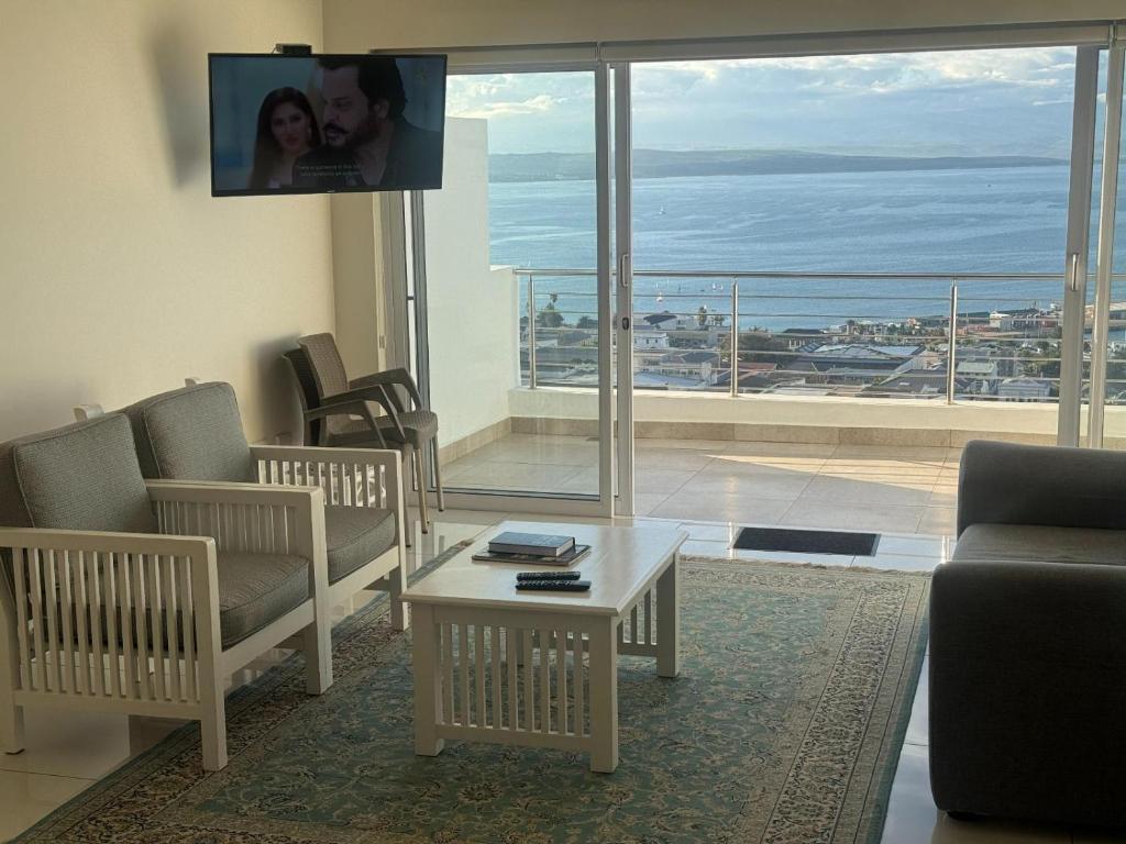 Ana's Place Apartments - Image 9