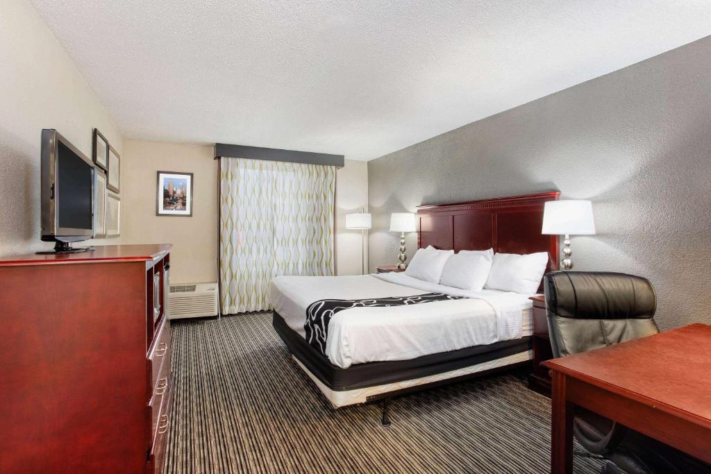 La Quinta by Wyndham Indianapolis South - 