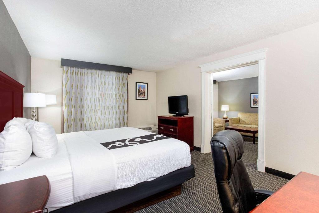 La Quinta by Wyndham Indianapolis South - 