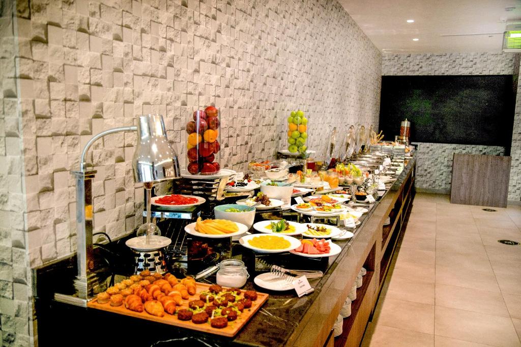 Grand Kingsgate Jaddaf Waterfront Hotel by Millennium - Resim 43